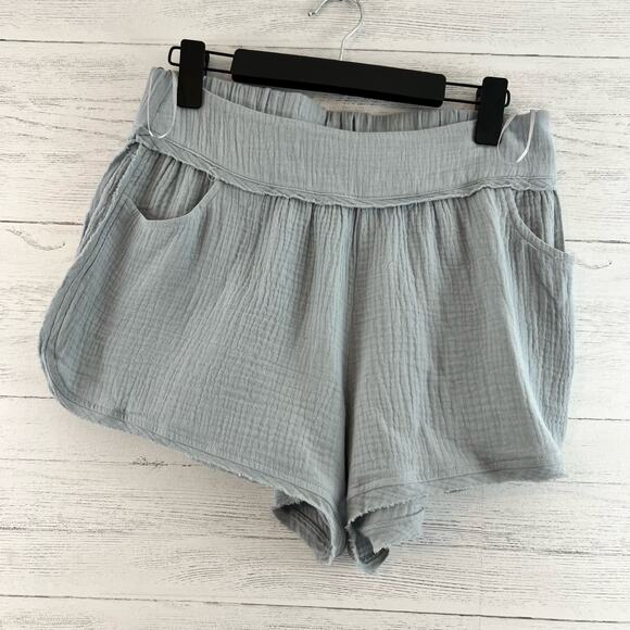 Dress Up Gray Gauze Pull On Shorts Size L - Picture 1 of 4